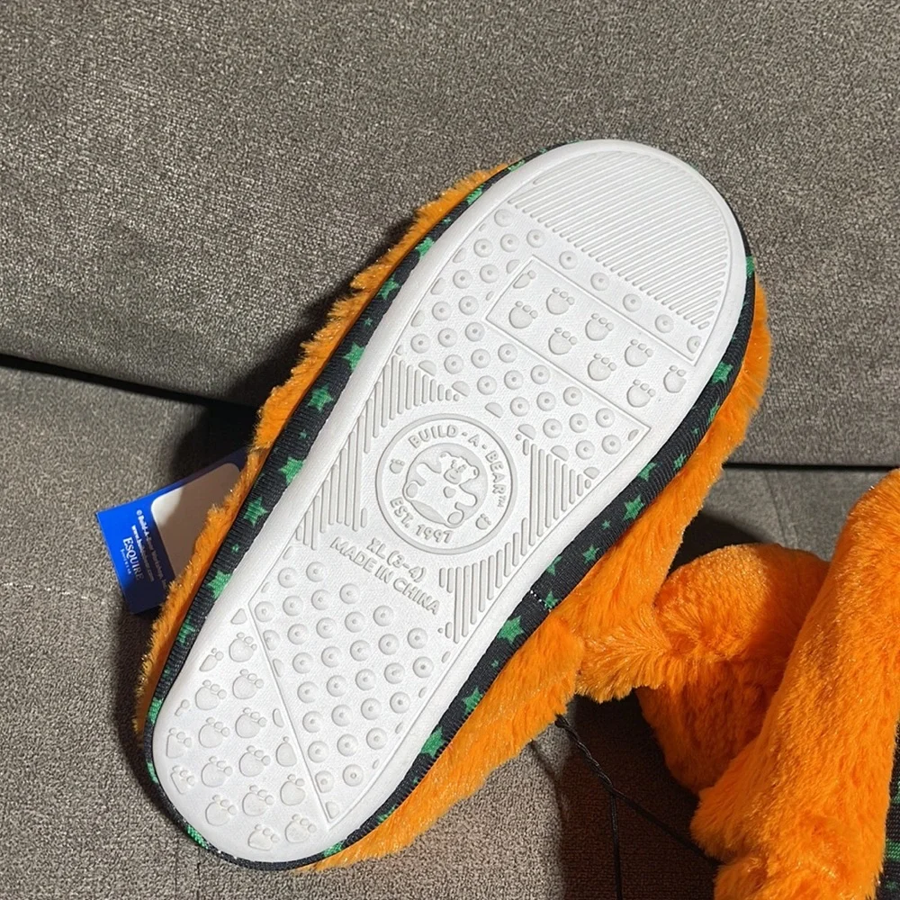 🎃🎃Build A Bear Workshop Pumpkin Slippers🎃🎃